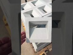 Blocos decorativos de parede em cimento branco claro