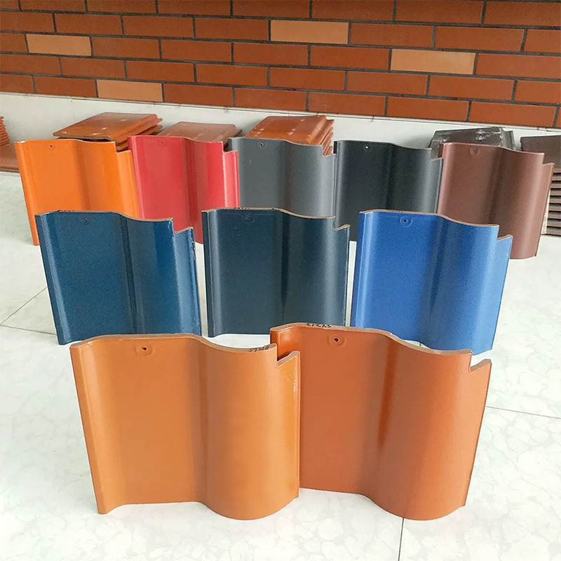 Telhas de cerâmica em forma de S espanhola Várias cores Material durável para telhados residenciais e comerciais