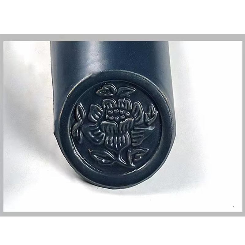 Decoração ornamentada de telhados de templos chineses Corantes vibrantes Sítios culturais