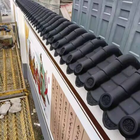 China PP Prefab Roof Shingle fácil instalação casa parede material à prova d'água telhas de telhado de plástico artificial